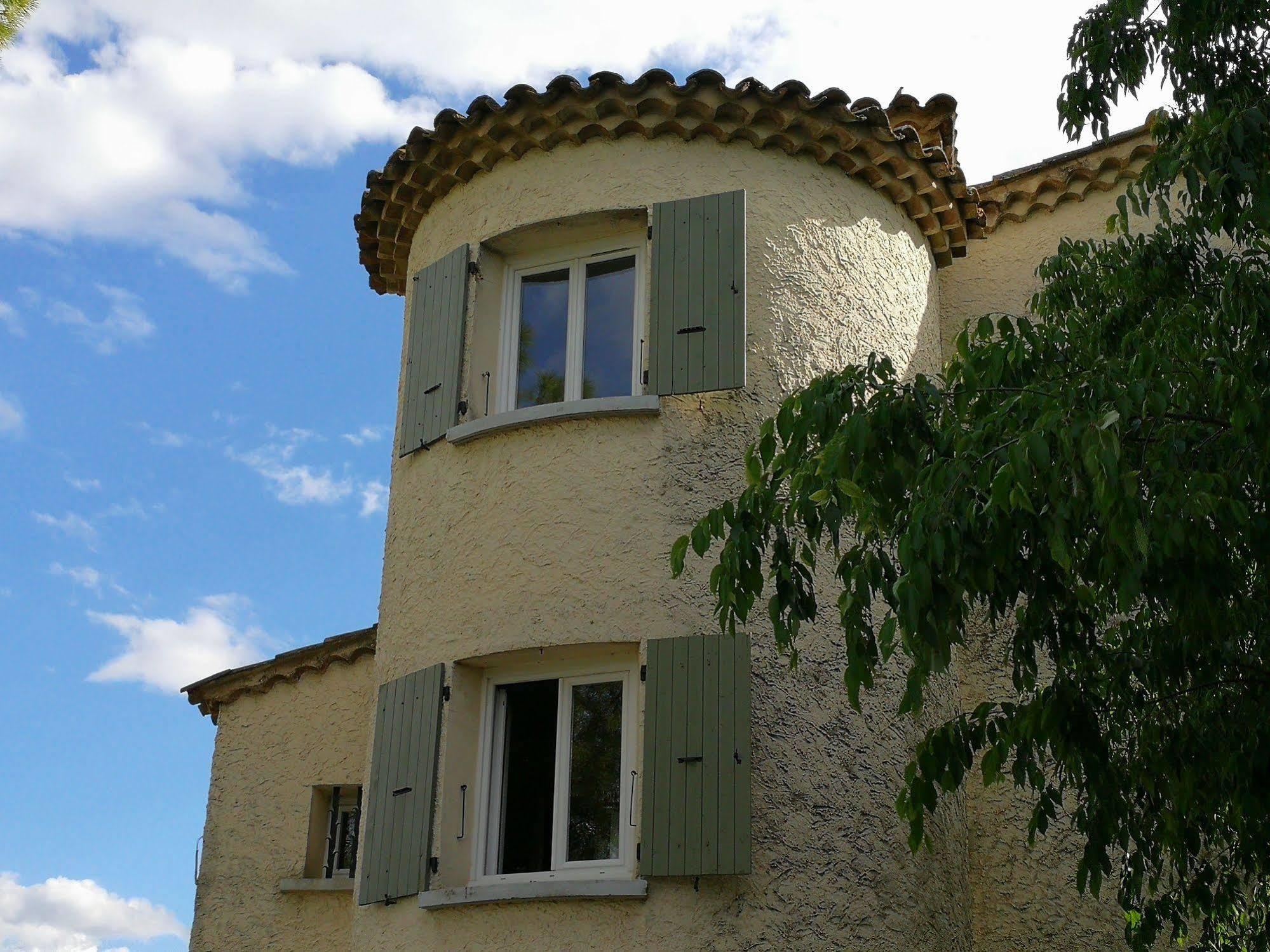 La Bastide Des Muriers Deaux Екстериор снимка