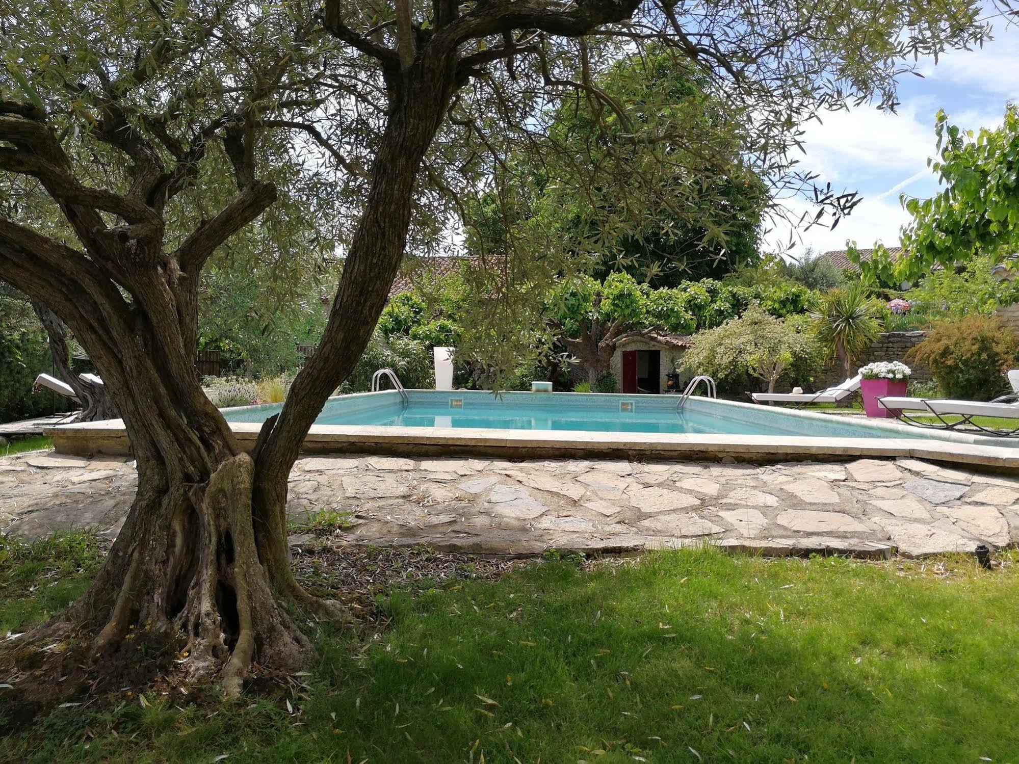 La Bastide Des Muriers Deaux Екстериор снимка